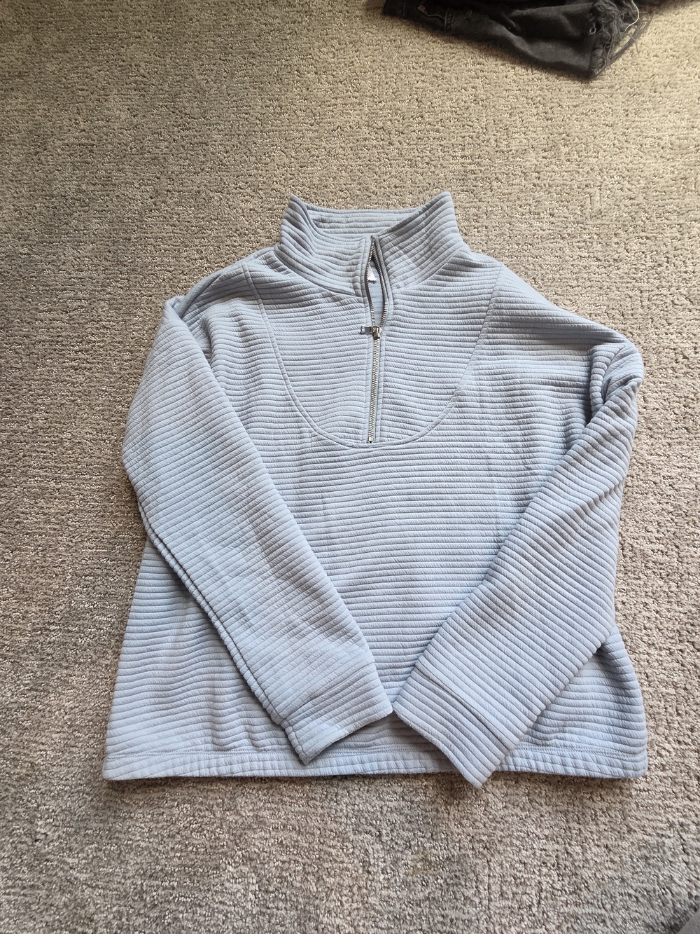 Cable & Gauge Light Gray Ribbed Half-Zip Turtleneck Sweater